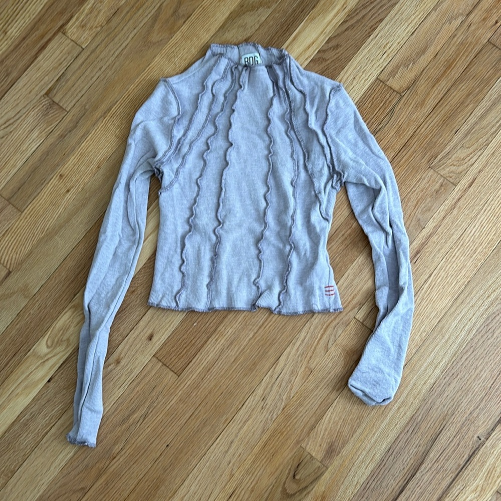 BDG small purple long sleeve shirt
